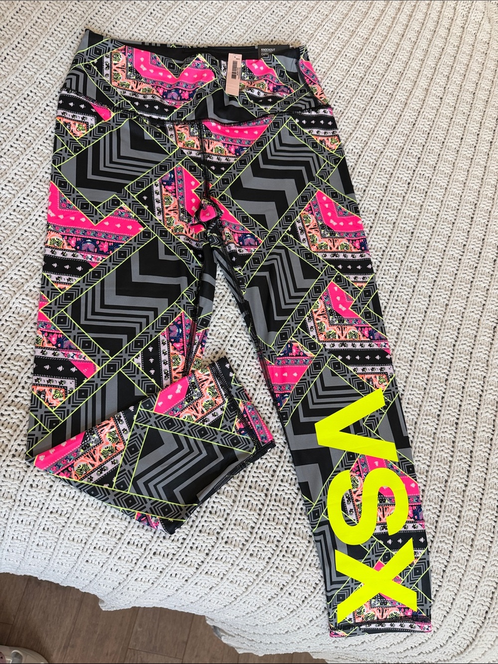 Victoria's Secret PINK ' Neon Logo Geo Print Leggings - Pink & Black